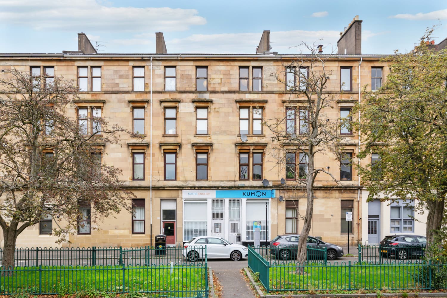 Raeberry Street, North Kelvinside, G20 6EA