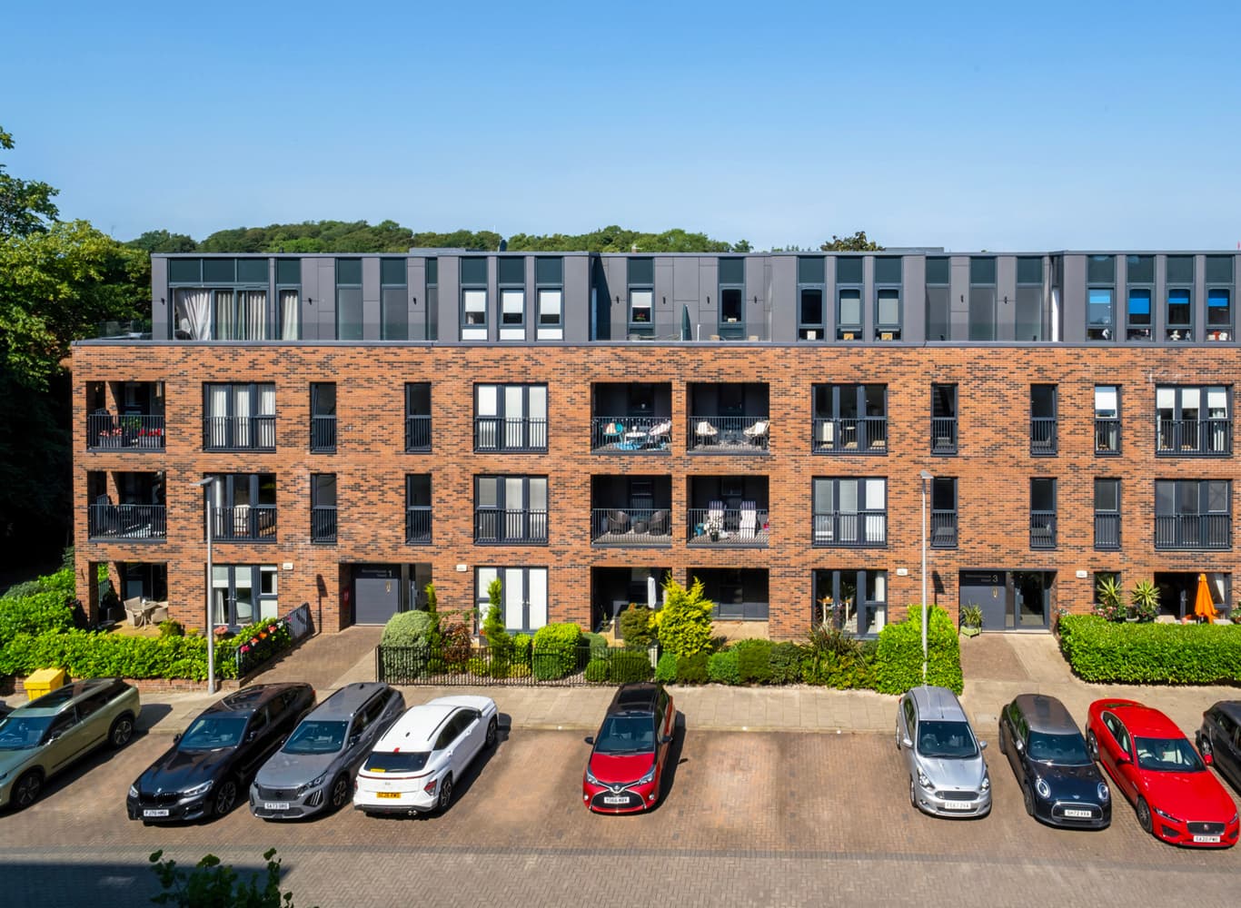 Mansionhouse Court, Langside, G41 3DD